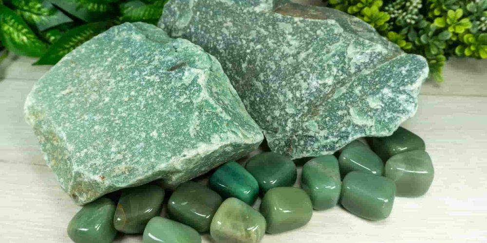 Green-Aventurine-e1663481583751